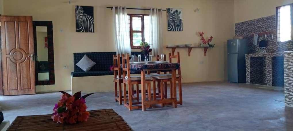 Отель Africa Dream Bungalow Kiwengwa Кивенгва Экстерьер фото