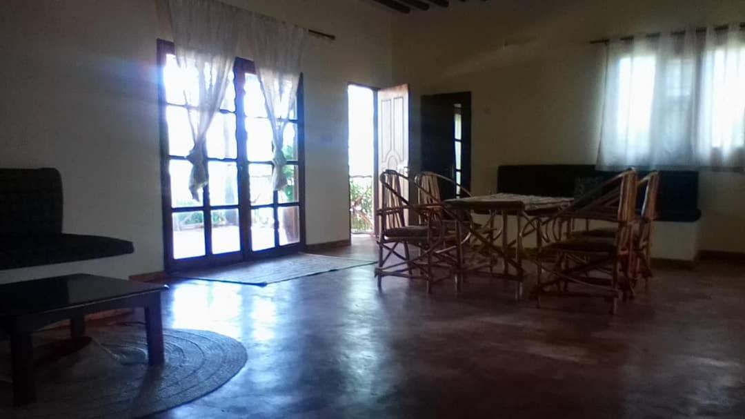 Отель Africa Dream Bungalow Kiwengwa Кивенгва Экстерьер фото